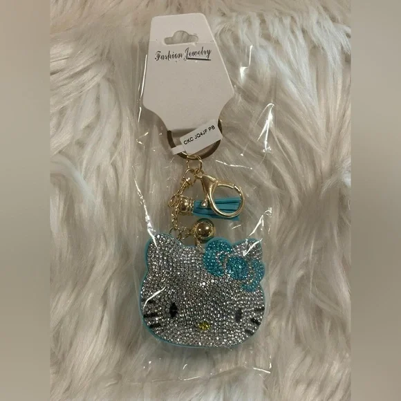 Bling Hello Kitty Key Chain NEW - Picture 1 of 4